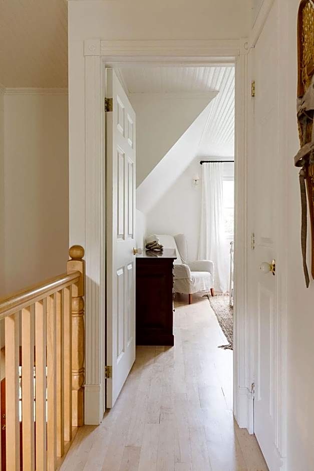 Le Pavillon! Comfort in Nature with spa and fireplaces