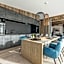 Perfect Lodgings Panorama