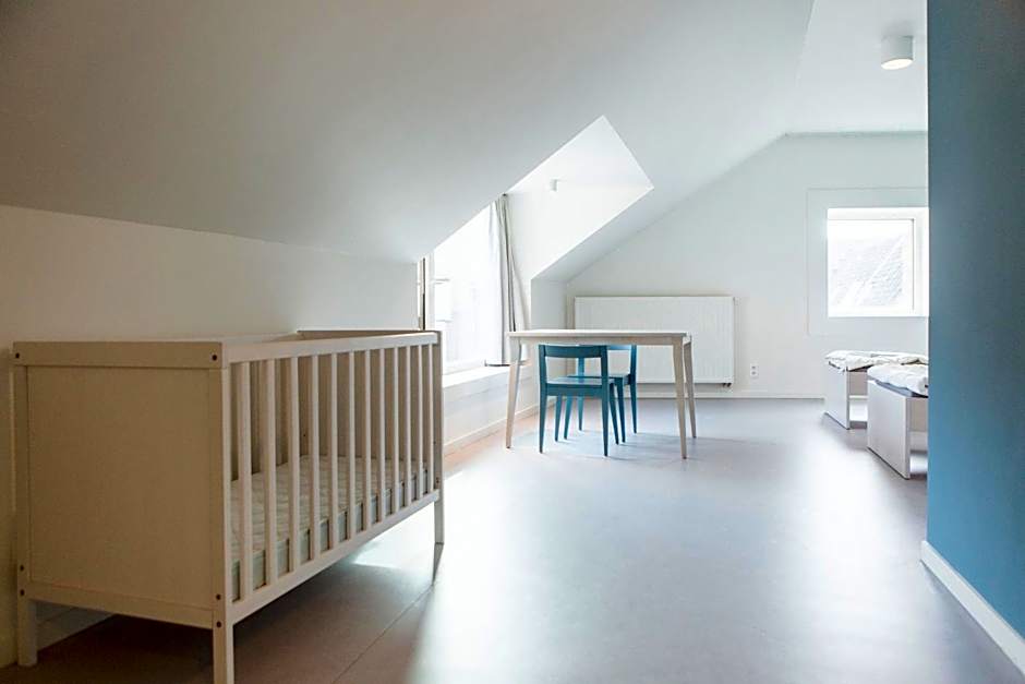 Snuffel Youth Hostel