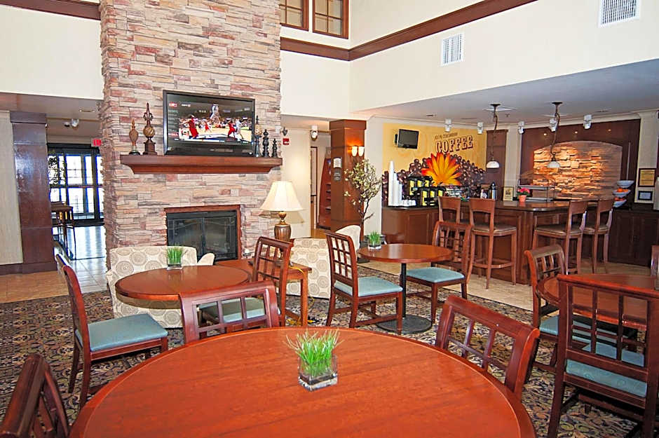 Staybridge Suites Wichita By IHG