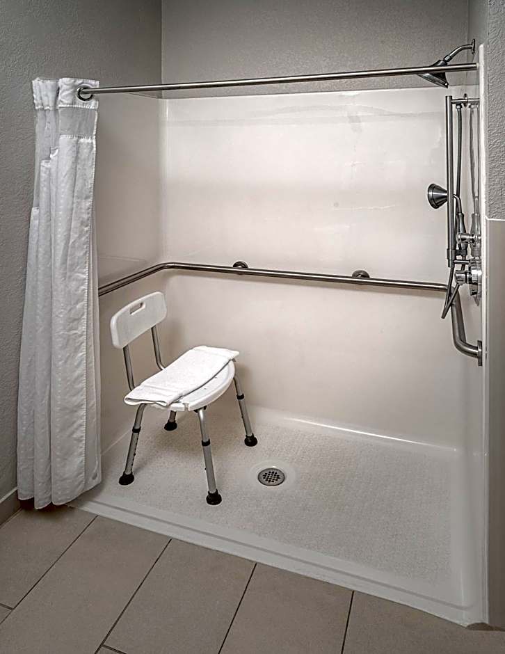 Holiday Inn Express and Suites Pikeville By IHG