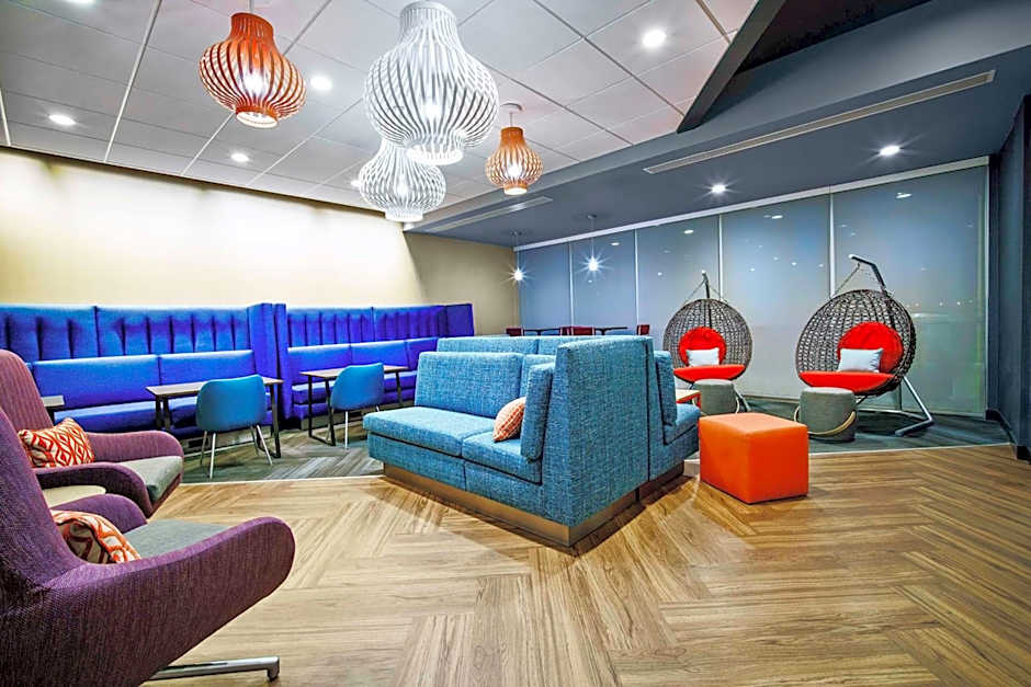 Tru By Hilton Goodyear Phoenix West