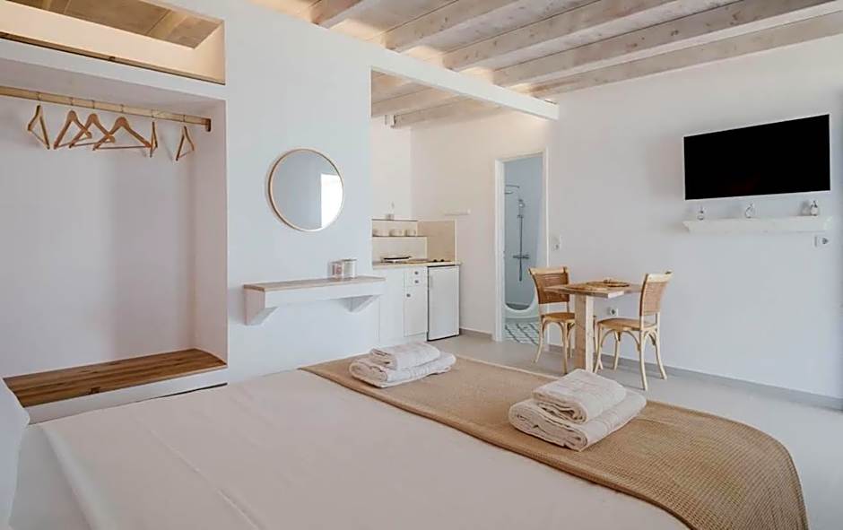 Eleni Sunset suites