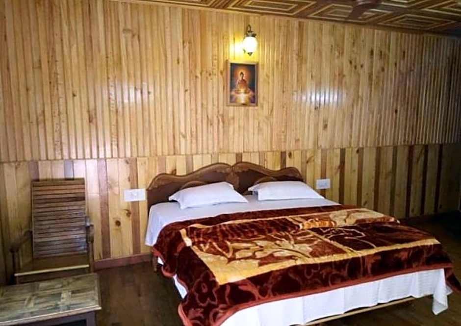 Hotel Mountain Orchid – Manali, PA