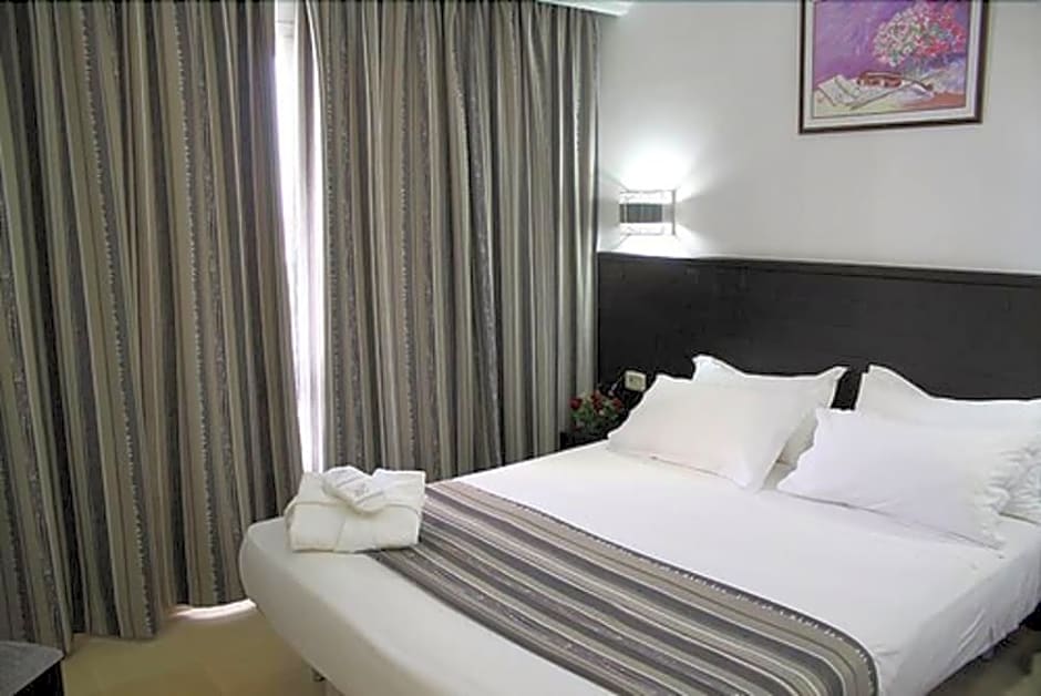 Andalucia Beach Hotel & Residence (Appartments)