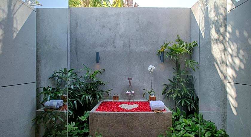 Taman Dharmawangsa Suites