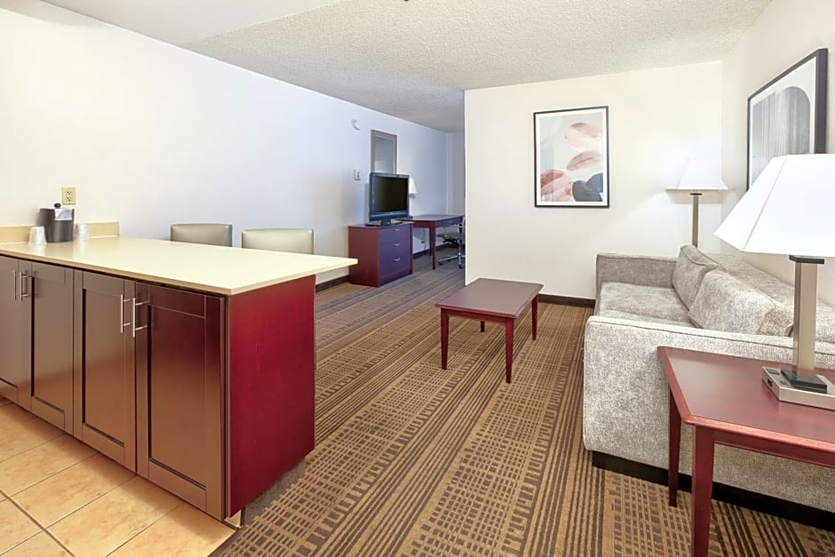 Holiday Inn Hotel & Suites Santa Maria