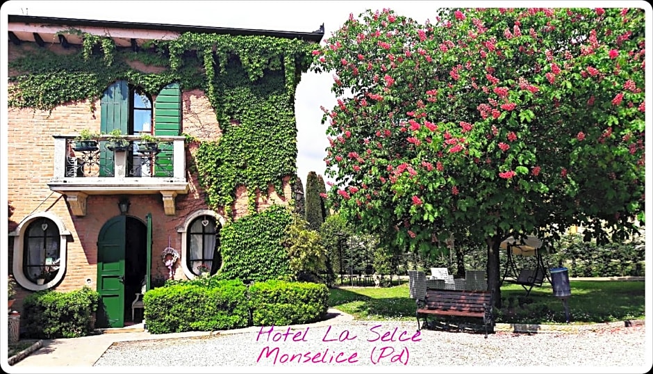 Hotel La Selce