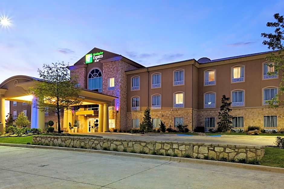 Holiday Inn Express Glen Rose By IHG