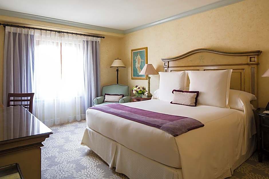 Delamar Greenwich Harbor