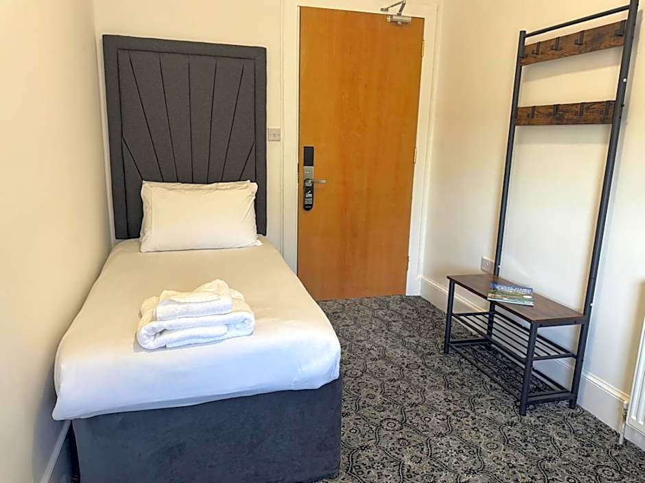 The Royal Hotel Elgin