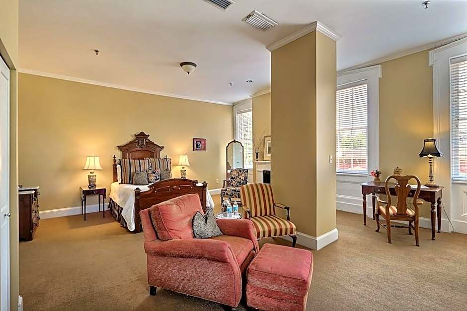 The Presidents' Quarters Inn
