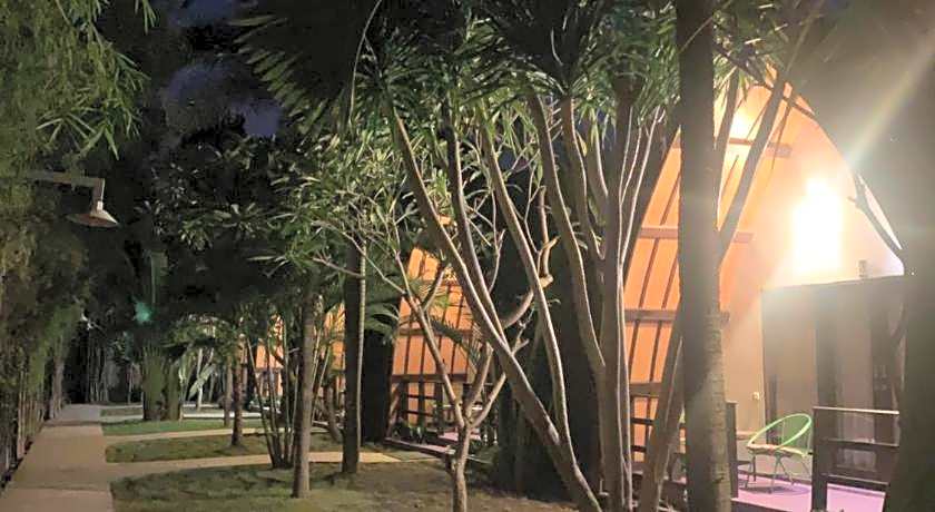 Diversia Diving Club and Bungalows