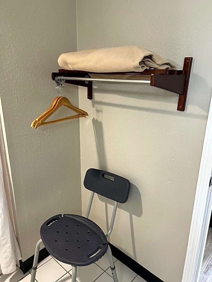 Super 8 by Wyndham Ocala