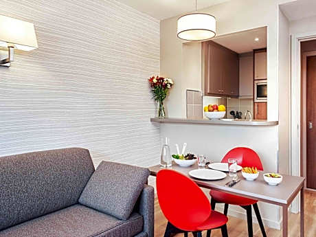 One-Bedroom Apartment (4 Adults)