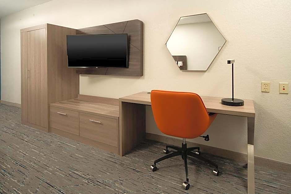 Holiday Inn Express Suites Little Rock West By IHG