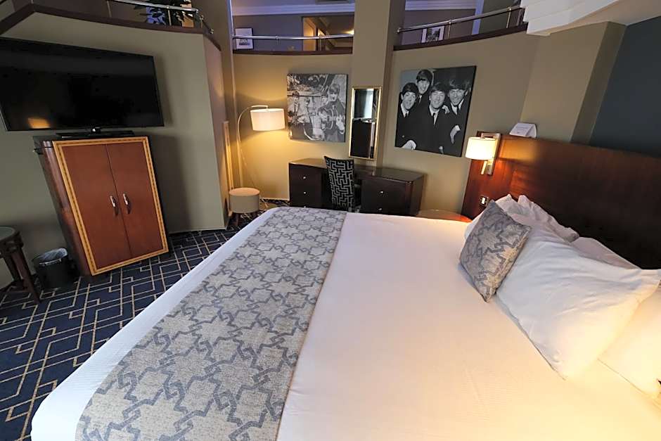 Crowne Plaza Liverpool - John Lennon Airport By IHG