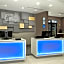 Holiday Inn Express & Suites COLUMBUS NORTH