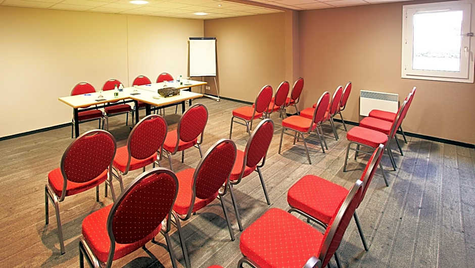 Ibis Auray