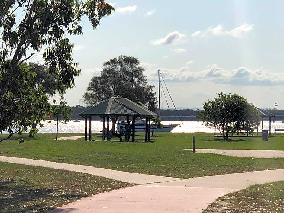 Bribie Waterways Motel