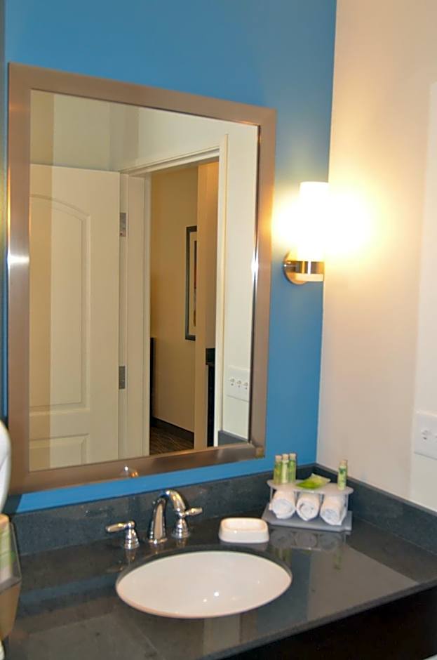 Holiday Inn Express & Suites Springville - South Provo Area By IHG