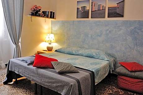 Double or Twin Room with Shared Bathroom