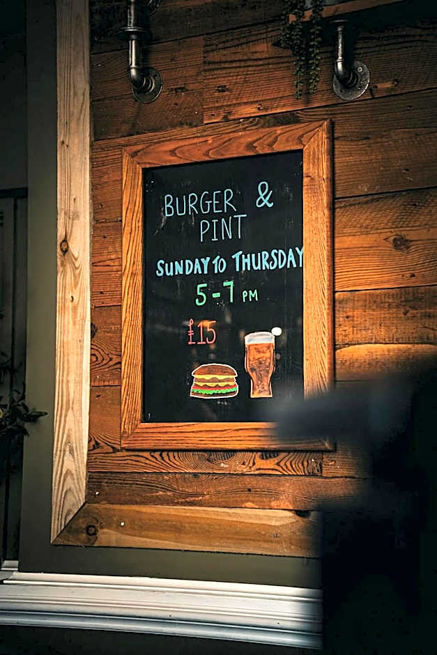 THE LORD NELSON HOTEL