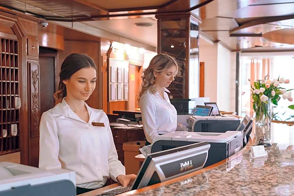Premier Hotel Rus