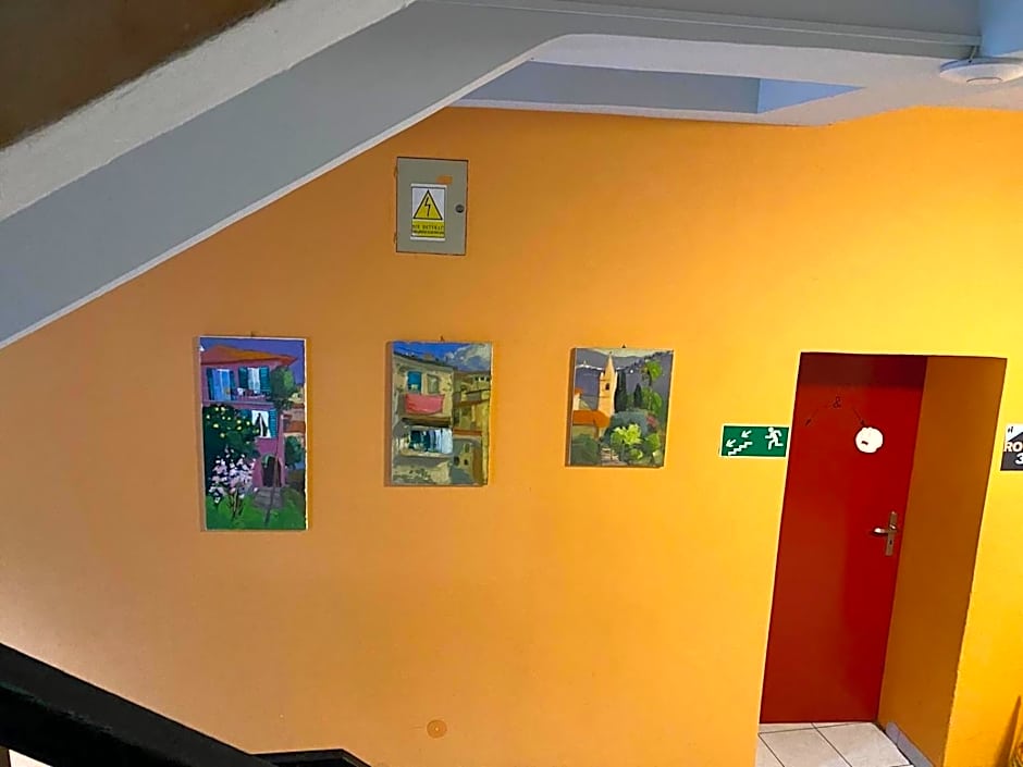 Art Inn Space
