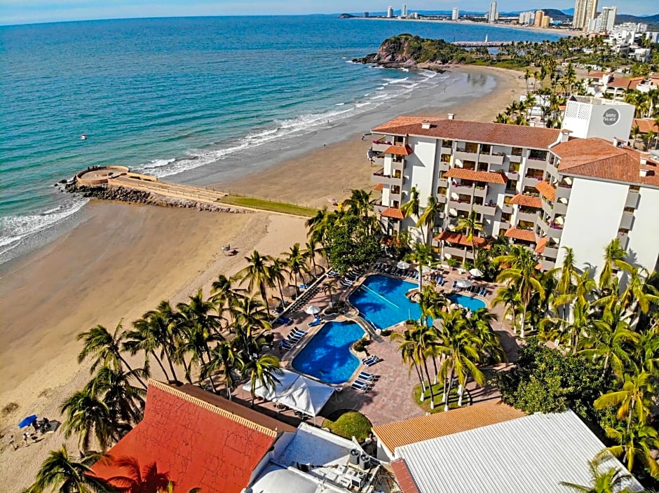 Luna Palace