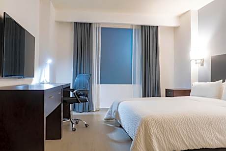 Room with a View, 1 King