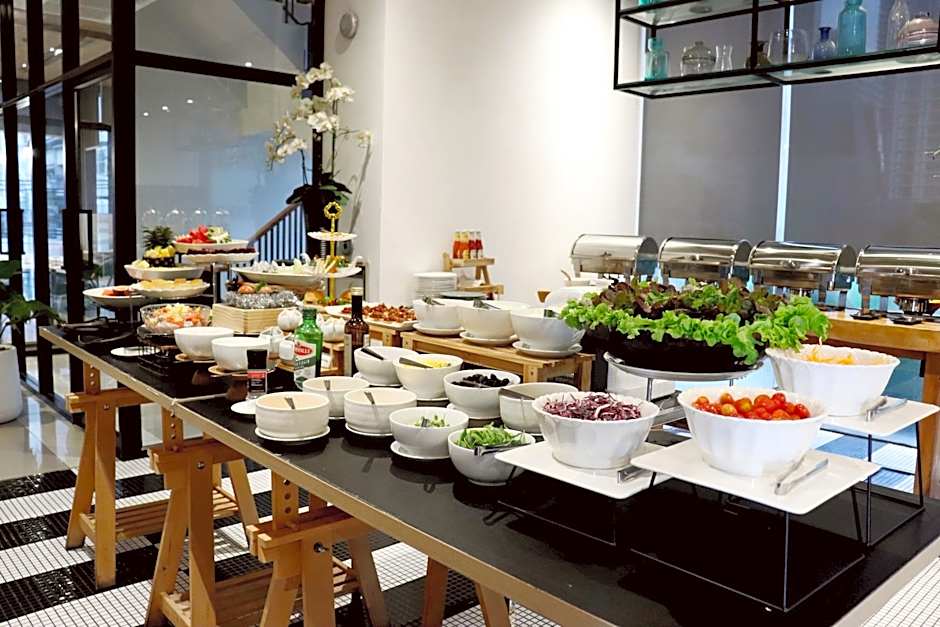 The Residence on Thonglor by UHG