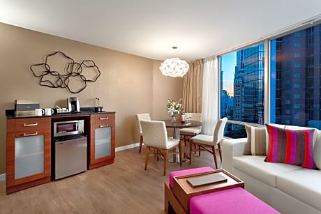 King Harbor Suite