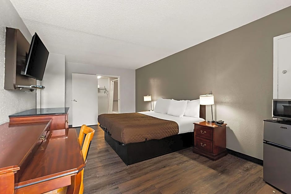Rodeway Inn