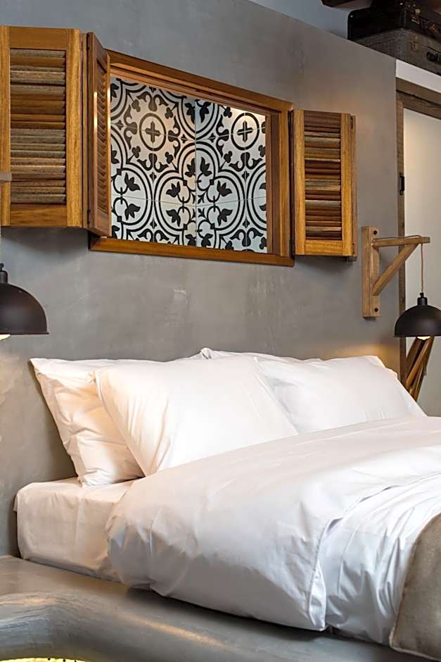 Olganos VL Luxury Rooms & Suites