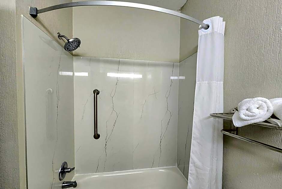 Days Inn by Wyndham Denham Springs-Baton Rouge East