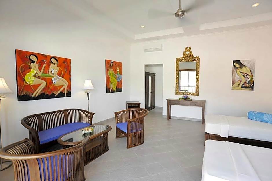 Aquarius Beach Hotel