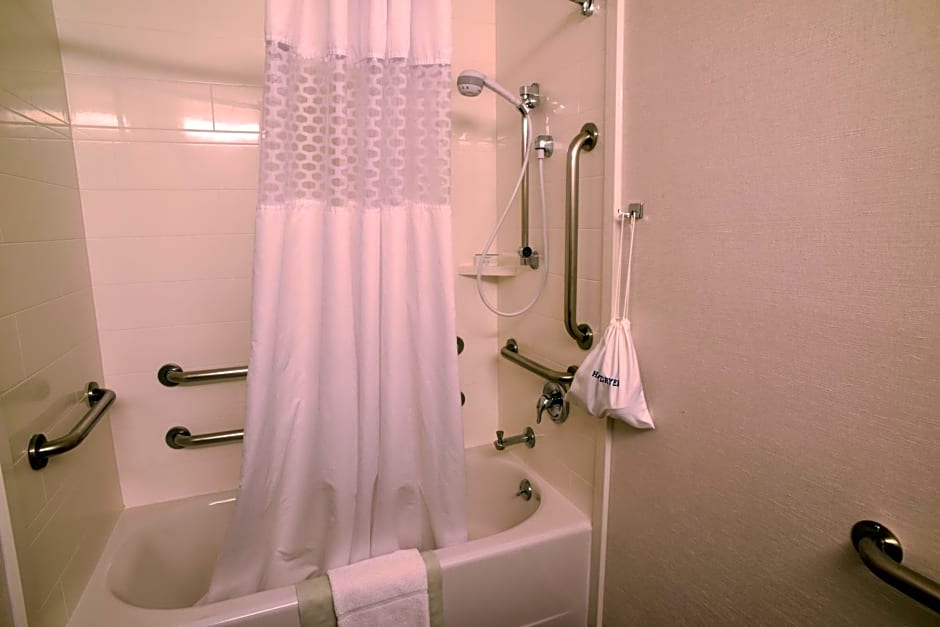 Hampton Inn Springfield-South