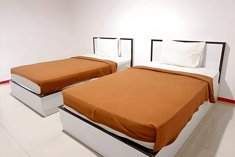 OYO 1633 Hotel Darma Nusantara 3