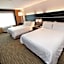 Holiday Inn Express Hotel & Suites Grand Forks By IHG