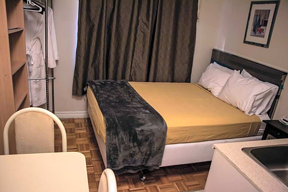 Saint Lawrence Residences and Suites