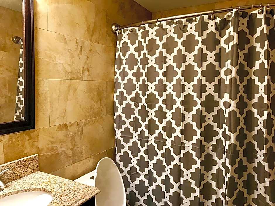 Laugh, Eat, Sleep Downtown Wine Down 9E