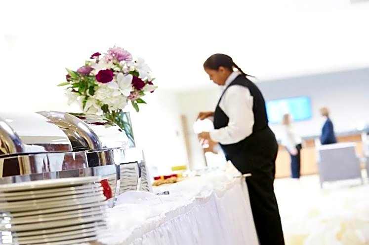 I Hotel And Conference Center