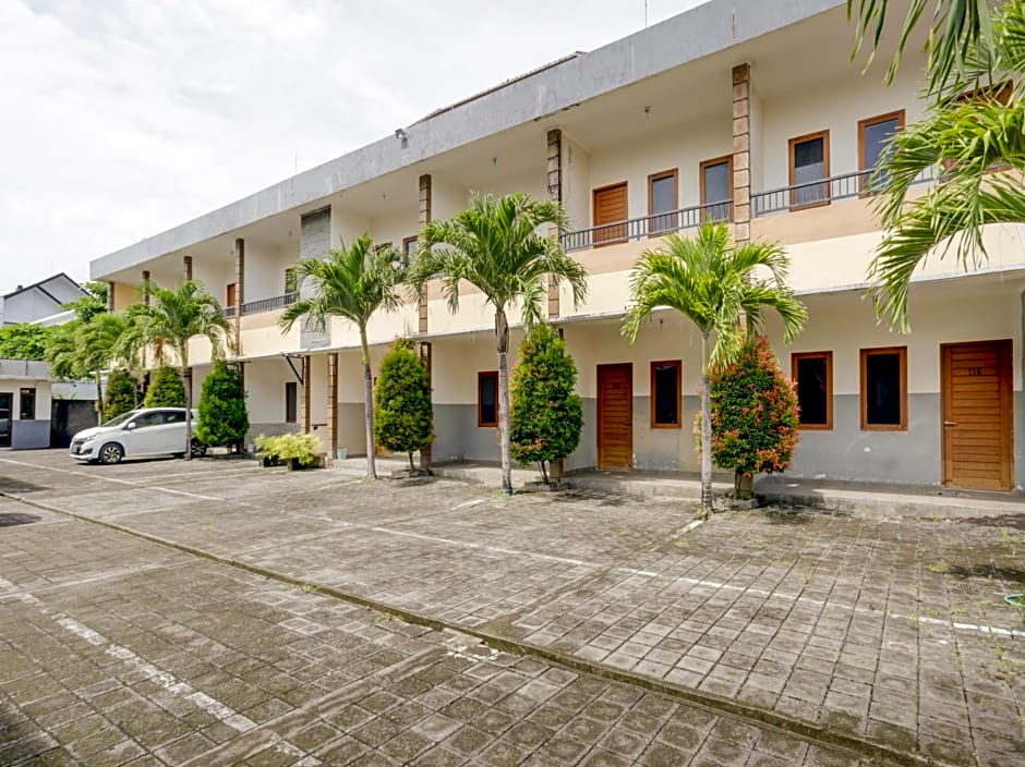 OYO Flagship 90754 Alamanda Guesthouse