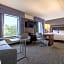 Hampton Inn By Hilton And Suites Greensboro/Coliseum Area, Nc