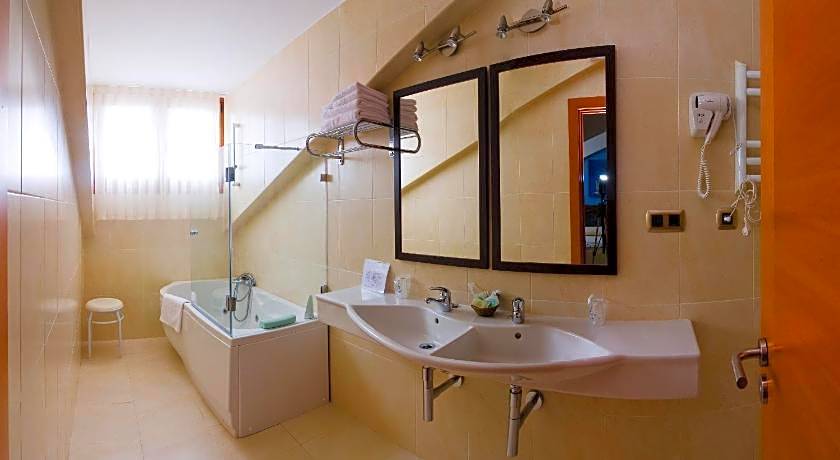 Hotel Bufon de Arenillas