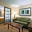 Country Inn & Suites by Radisson, Owatonna, MN
