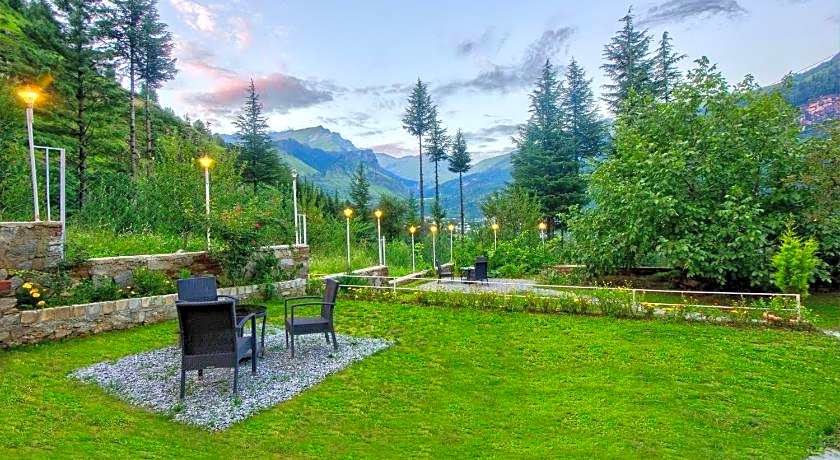 Baan By Snow City Farm