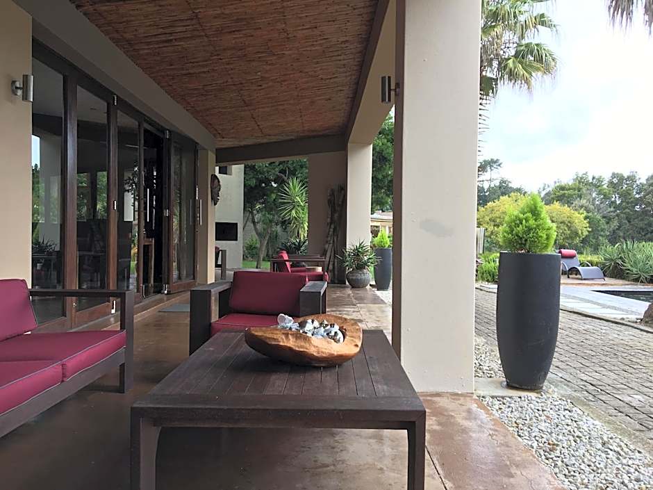 Lily Pond Country Lodge