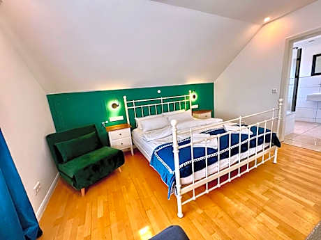 Superior  Double Room with Private Bathroom